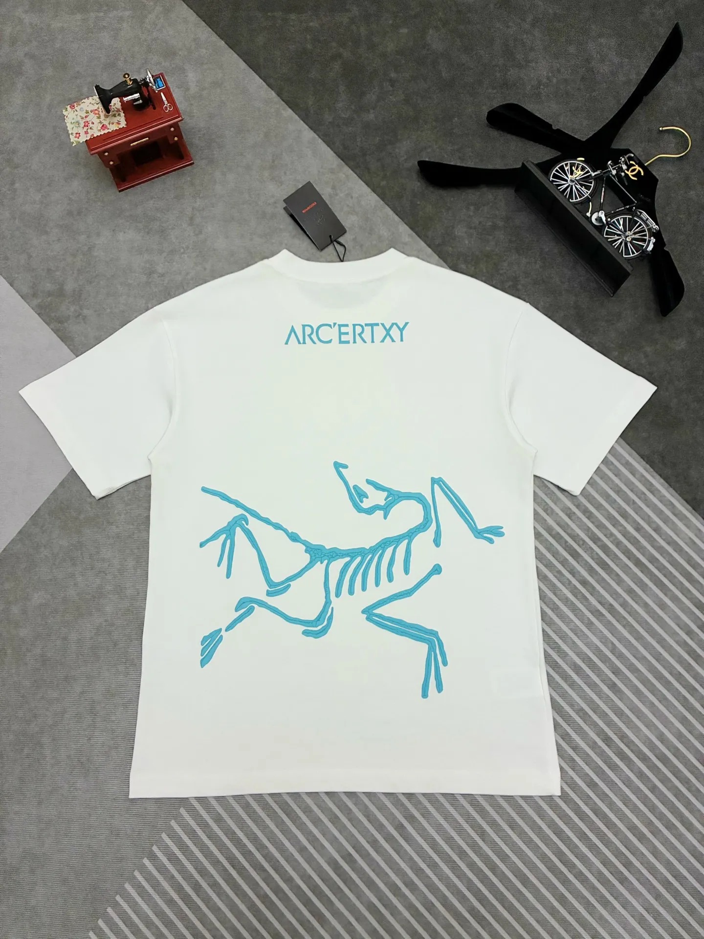 Arcteryx T 【Arcteryx ， 】 New Arrival ， Premium Versatile ， Same Style Arcteryx ， T ， ， ， logo logo ！ ， ， ， ， ， ， ， ！！ ， ， 。 ， 。 ， ， ！！ Sizes：S、M、L、XL、XXL